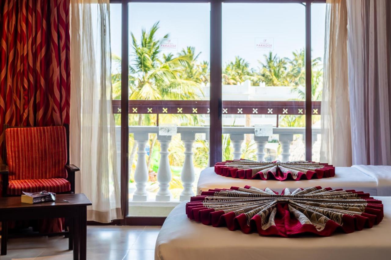 Prideinn Paradise Beach Resort & Spa مومباسا المظهر الخارجي الصورة A room at the hotel
