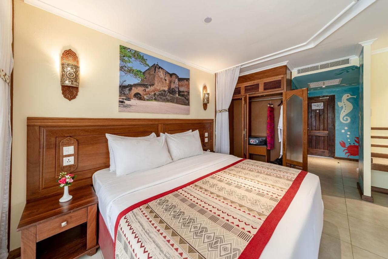Prideinn Paradise Beach Resort & Spa مومباسا المظهر الخارجي الصورة A room at the hotel