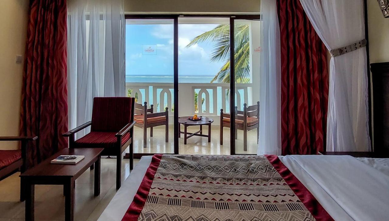 Prideinn Paradise Beach Resort & Spa مومباسا المظهر الخارجي الصورة A room at the Serena Hotel