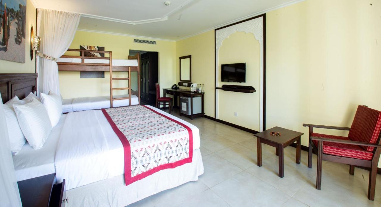 Prideinn Paradise Beach Resort & Spa مومباسا المظهر الخارجي الصورة Family room